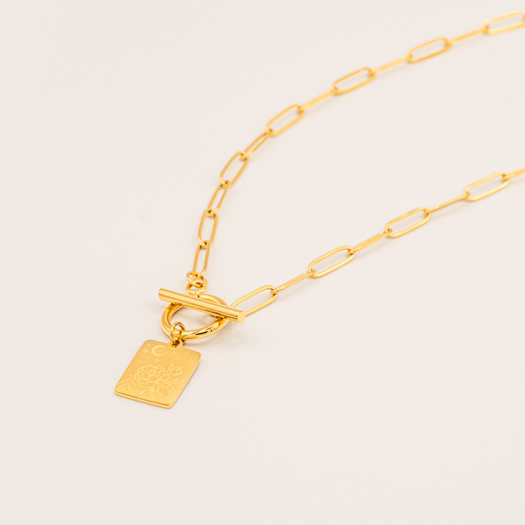 Jess Lock Chain Necklace in Silver