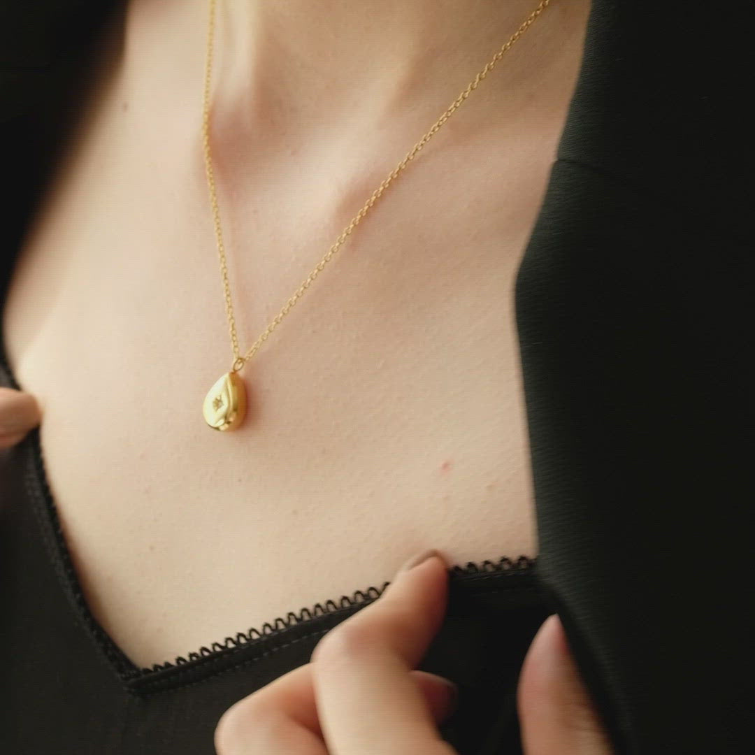 Waterdrop Necklace